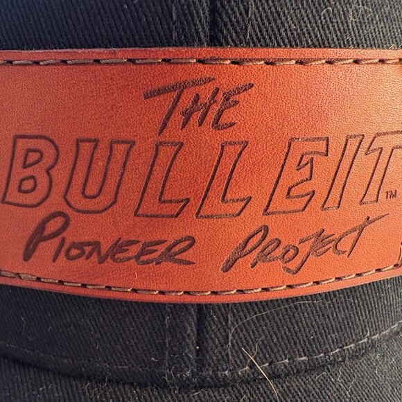 NWT Bulleit Whiskey Trucker Cap - Picture 2 of 7